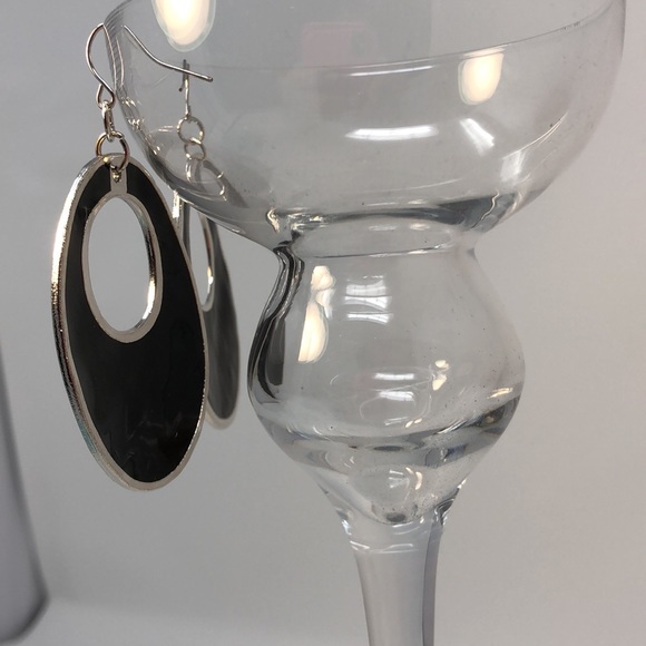 Black with silver tone drop earrings - Picture 4 of 7